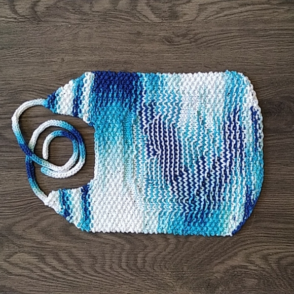 Hand Knit Baby Bib - Picture 2 of 5